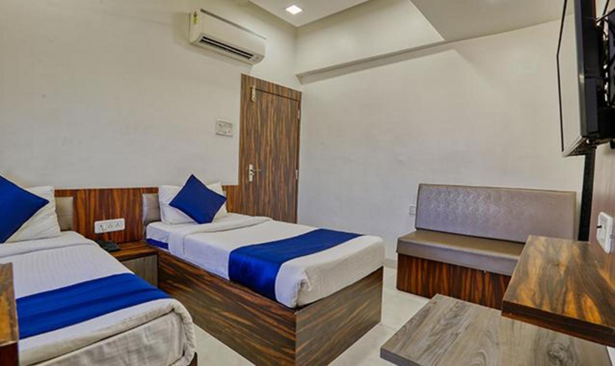Fabhotel Eleven Grand Hotel Indore